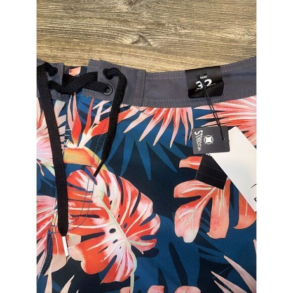 Rip Curl Cargo Board Boys Shorts Swim Trunks. Size 32. NWT. 4 - Picture 3 of 6